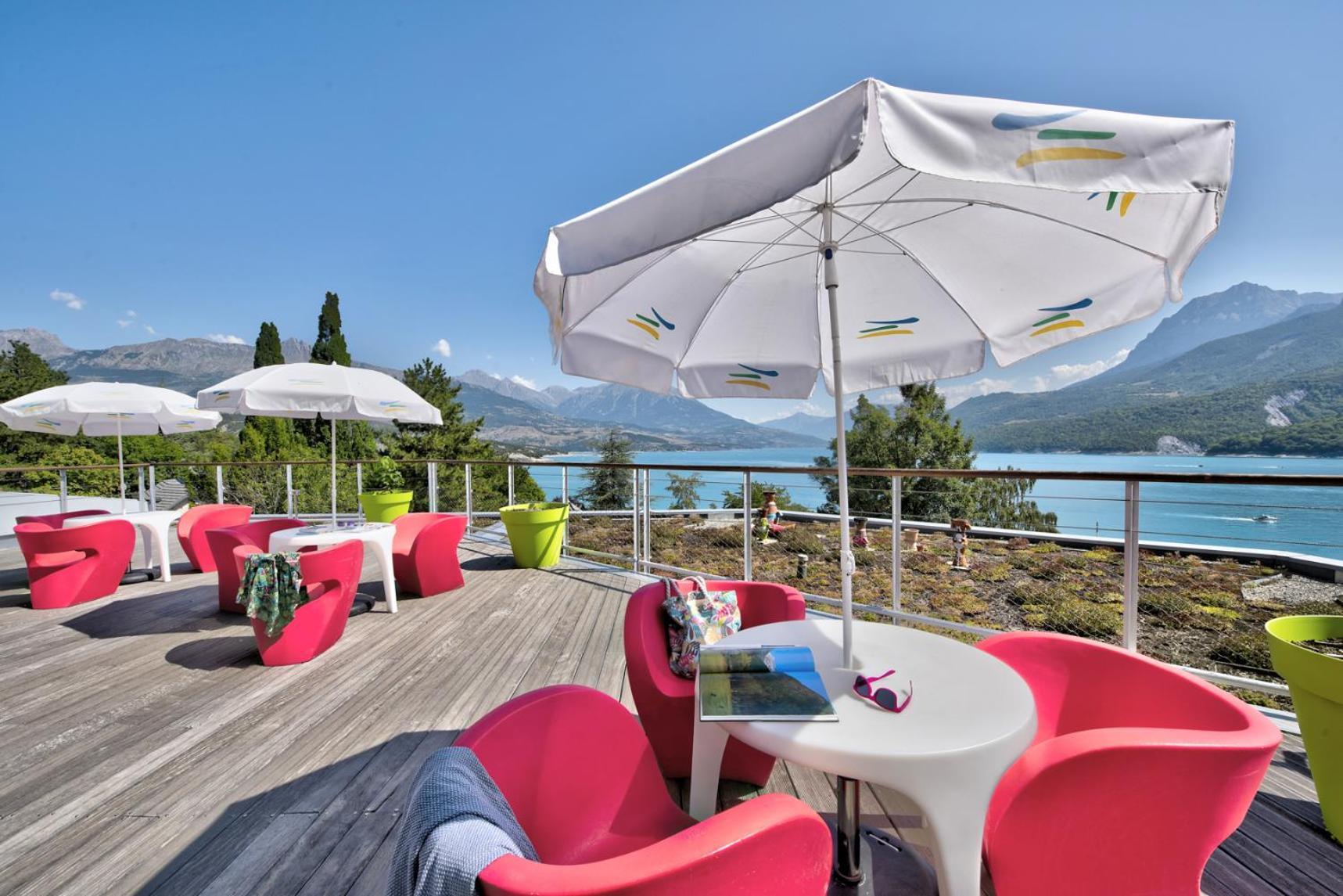 Village Club Les Hyvans Chorges Exterior photo