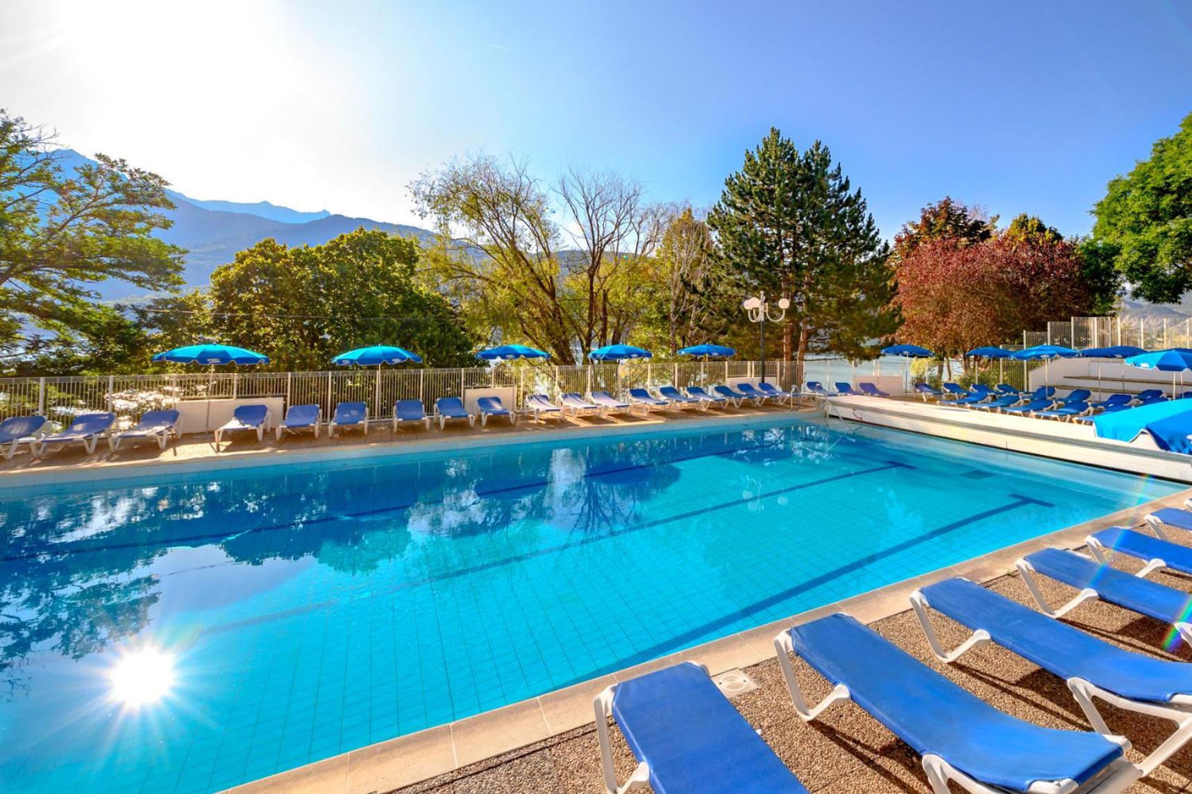 Village Club Les Hyvans Chorges Exterior photo