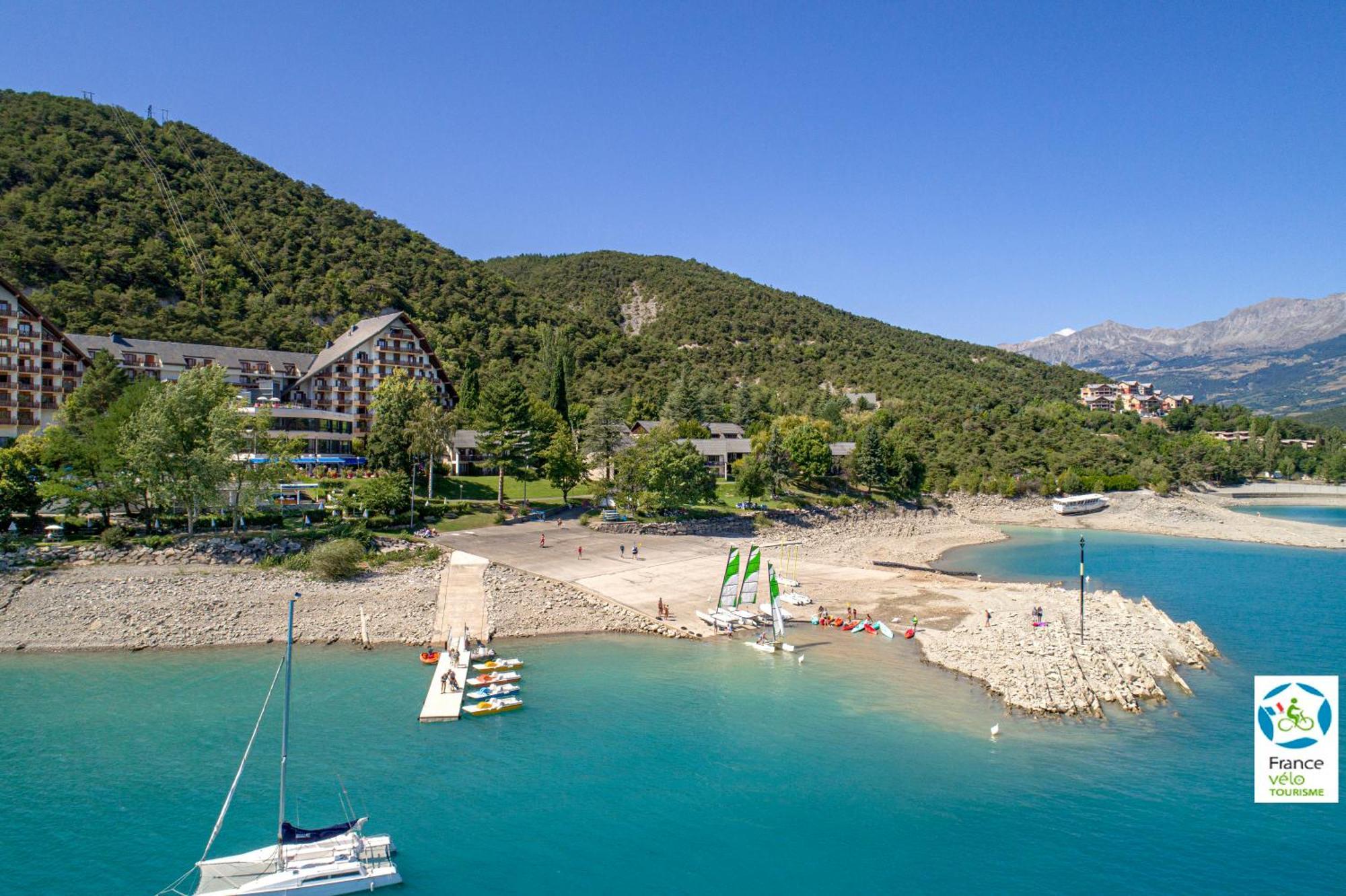 Village Club Les Hyvans Chorges Exterior photo
