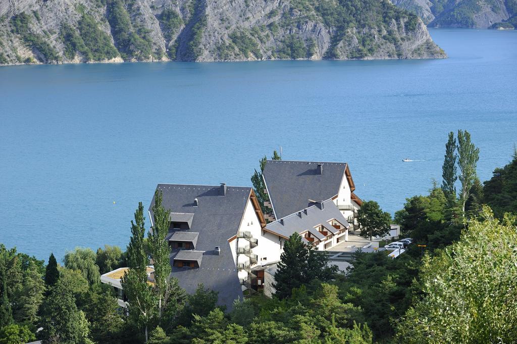 Village Club Les Hyvans Chorges Exterior photo